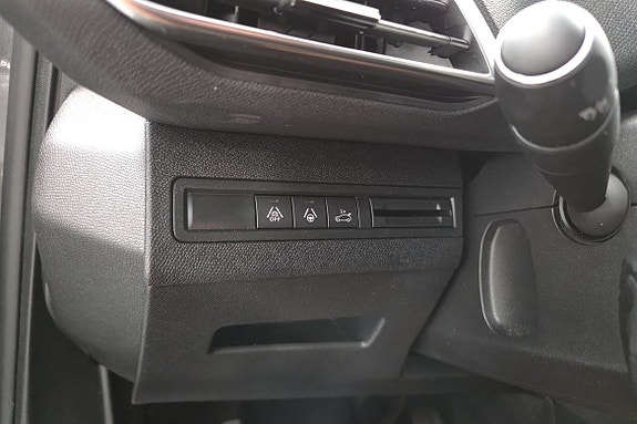 Peugeot 5008 12 of 16