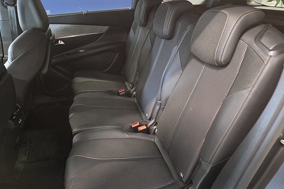 Peugeot 5008 6 of 16