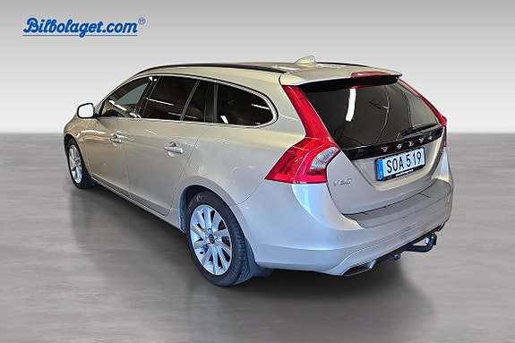 Volvo V60 4 of 13