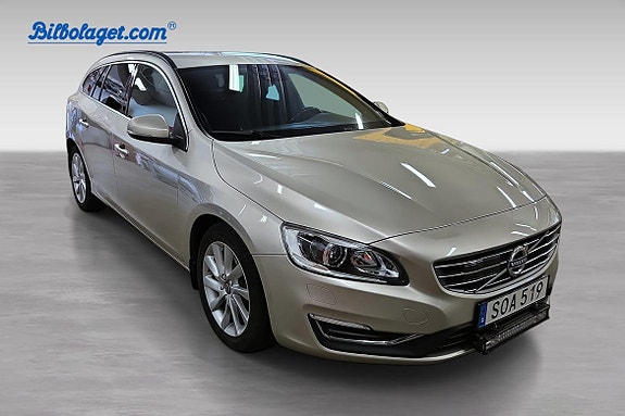 Volvo V60 8 of 13