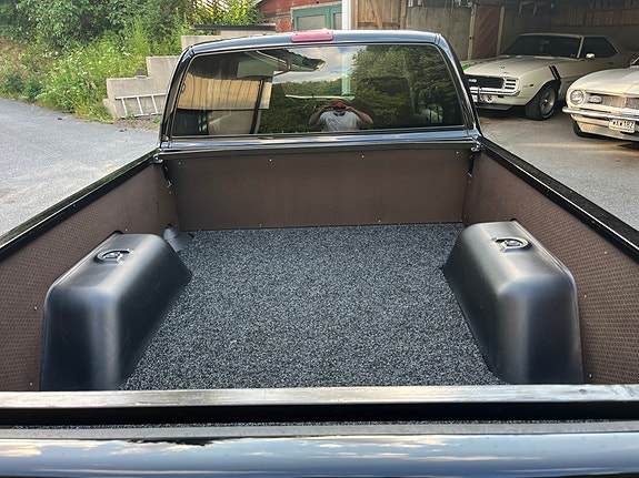 Chevrolet Extended Cab 4 of 5