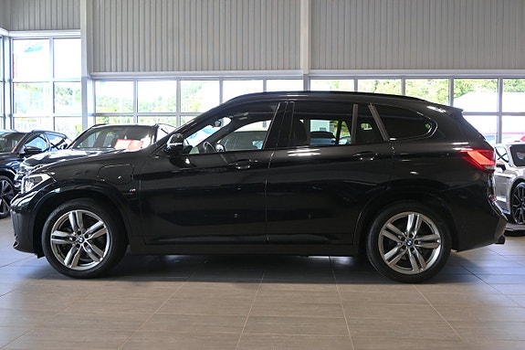 BMW X1 2 of 5