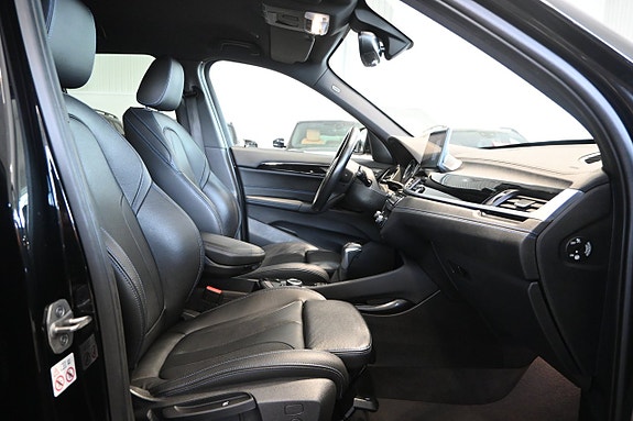BMW X1 11 of 23