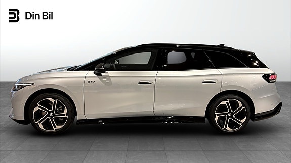 Volkswagen ID.7 2 of 5