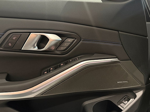 BMW M340i 16 of 20