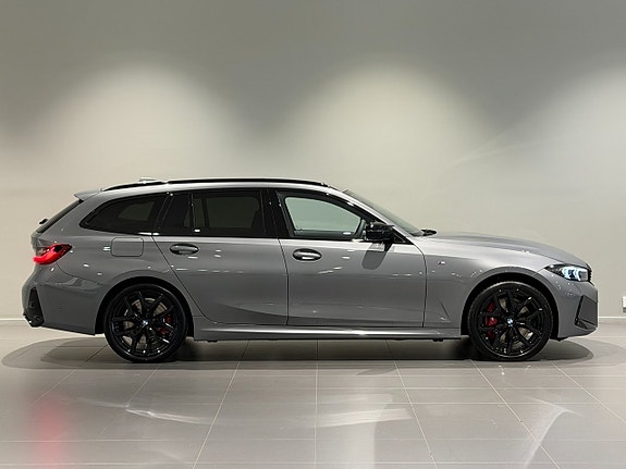 BMW M340i 3 of 5