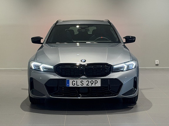 BMW M340i 2 of 5