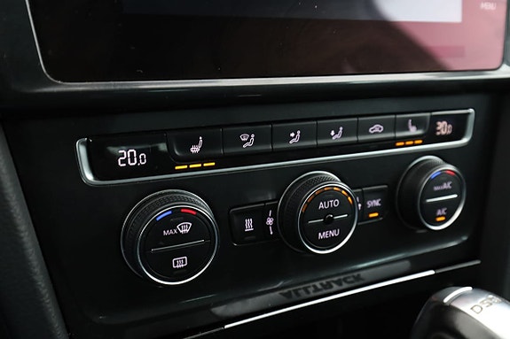 Volkswagen Golf Alltrack 25 of 30