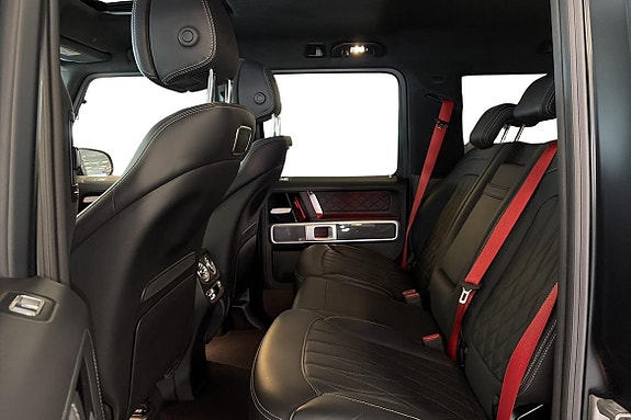 Mercedes-Benz G63 21 of 25