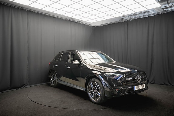 Mercedes-Benz GLC300 de 5 of 5