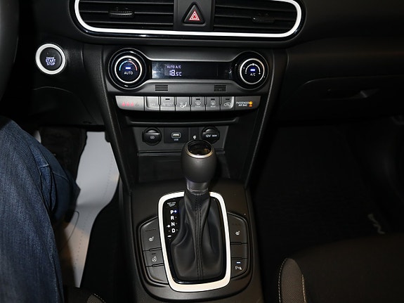 Hyundai Kona 11 of 14