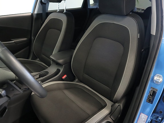 Hyundai Kona 12 of 14