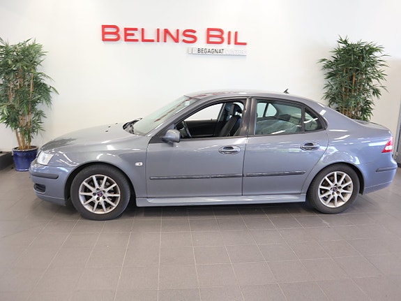 Saab 9-3 2 of 5