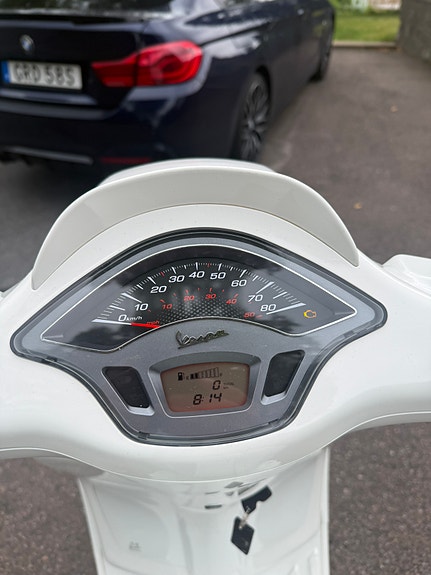 Piaggio Vespa Sprint 50 sparkling white 5 of 5