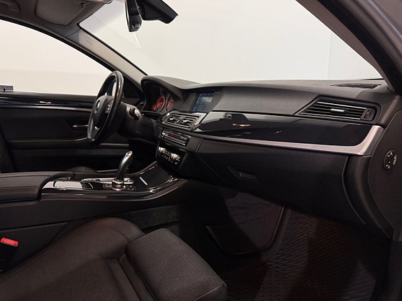 BMW 520d 14 of 23