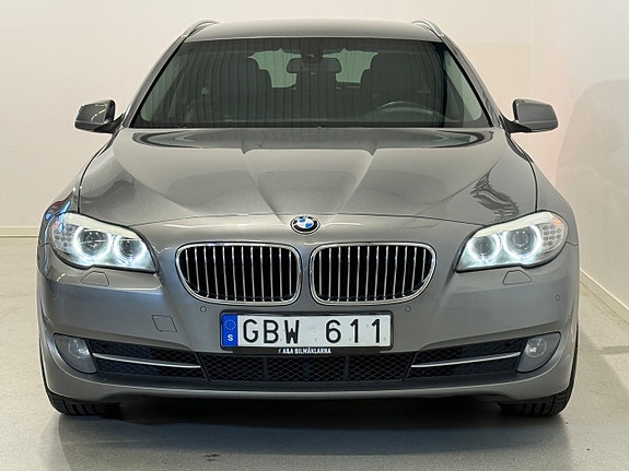 BMW 520d 4 of 5