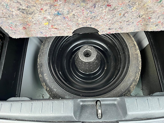 Toyota Yaris 7 of 26