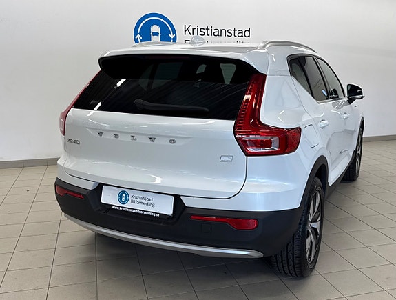 Volvo XC40 5 of 5