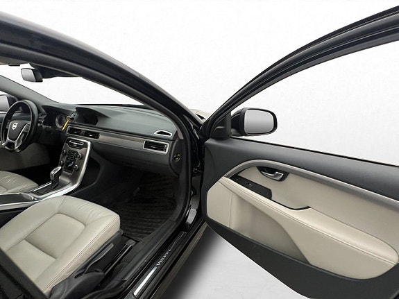Volvo S80 13 of 29
