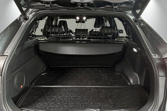 Toyota RAV4 Plug-in Hybrid 17 of 25