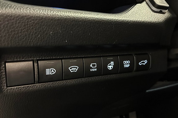 Toyota RAV4 Plug-in Hybrid 23 of 25