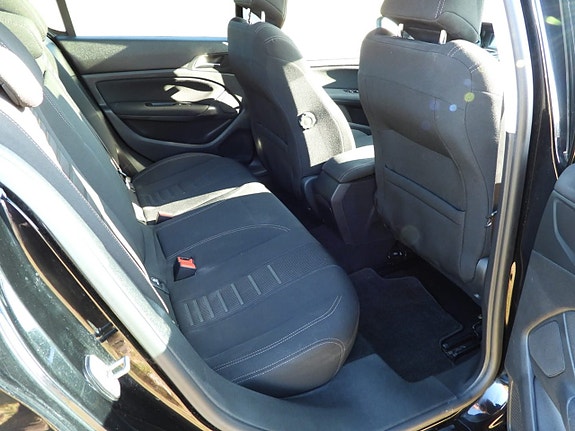 Peugeot 308 15 of 22