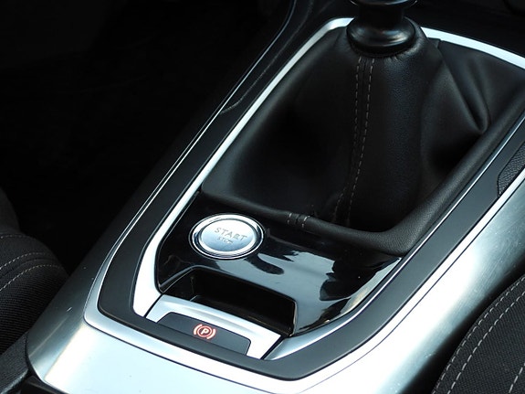 Peugeot 308 19 of 22