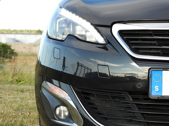 Peugeot 308 7 of 22