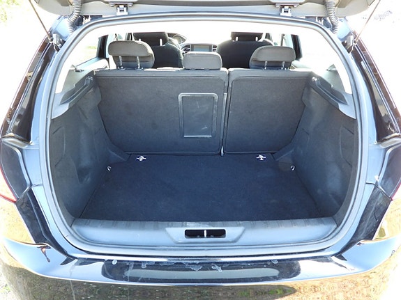 Peugeot 308 14 of 22