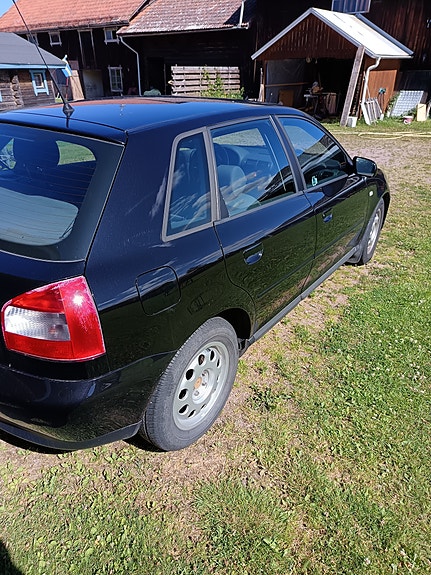 Audi A3 4 of 5