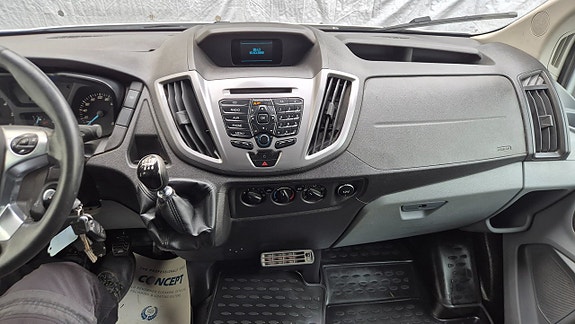 Ford Transit 10 of 19