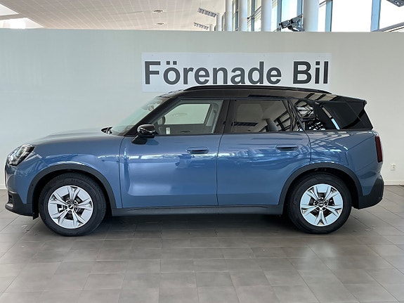 MINI Countryman SE 4 of 5