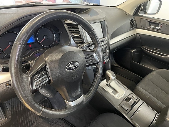 Subaru Outback 22 of 30