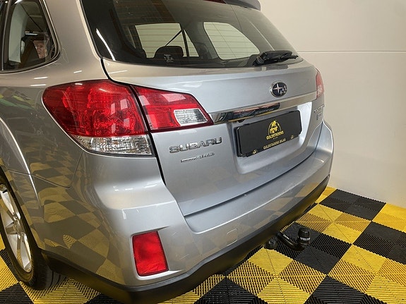 Subaru Outback 9 of 30