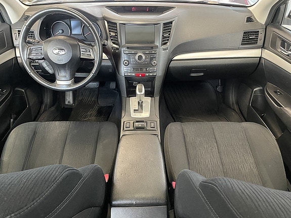 Subaru Outback 23 of 30