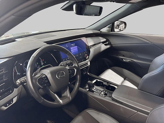 Lexus RX450h 12 of 18