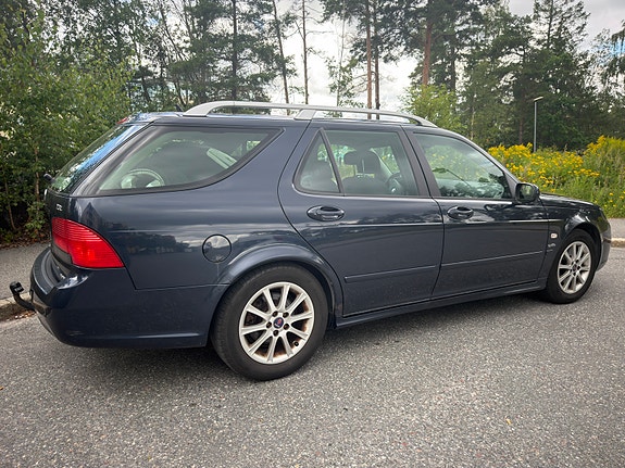 Saab 9-5 3 of 5
