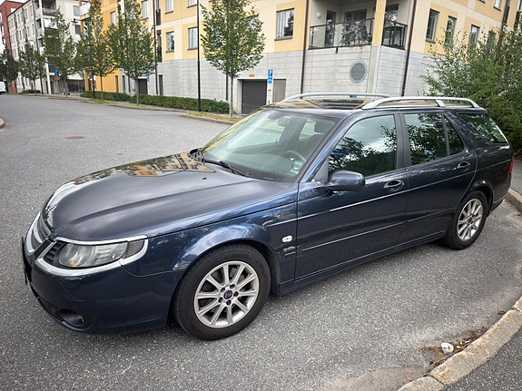 Saab 9-5 4 of 5