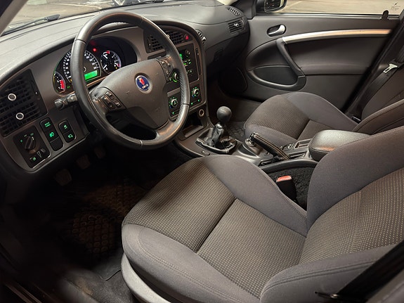Saab 9-5 5 of 5