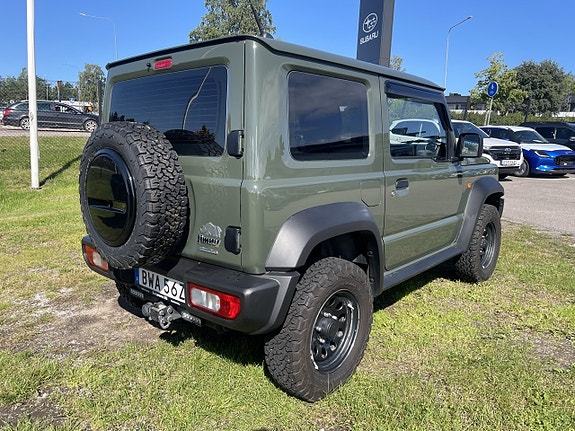 Suzuki Jimny 2 of 5
