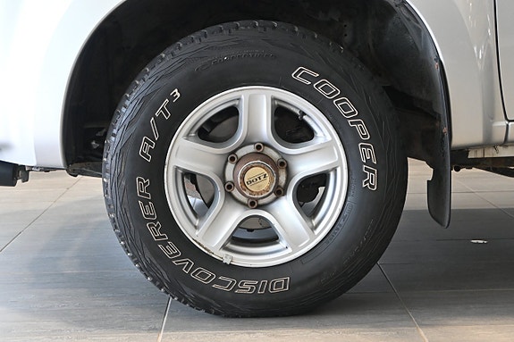 Isuzu D-max 6 of 23
