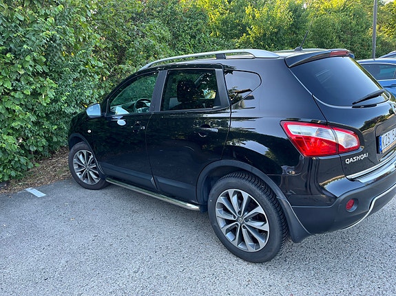 Nissan Qashqai 2 of 5