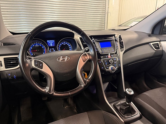 Hyundai i30 4 of 10