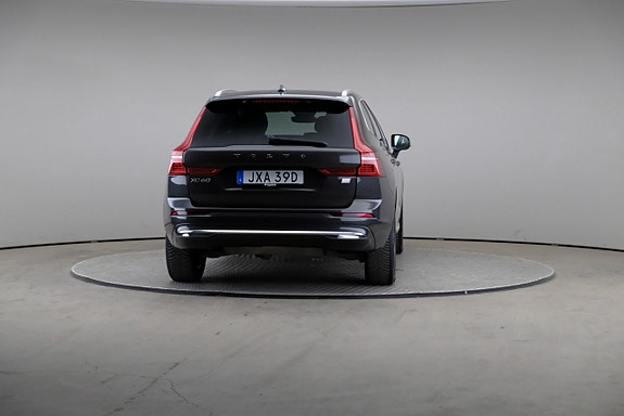 Volvo XC60 2 of 3