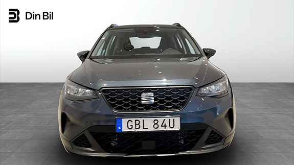 Seat Arona 4 of 5