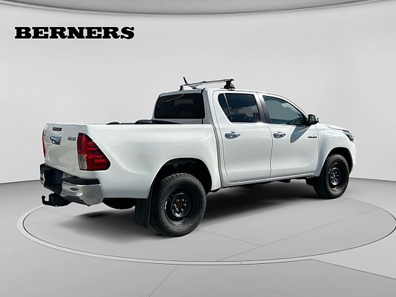 Toyota HiLux 5 of 5