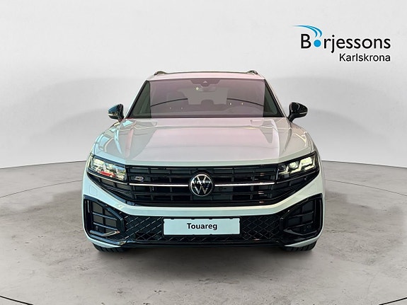Volkswagen Touareg 5 of 5