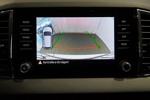 Skoda Karoq 11 of 16
