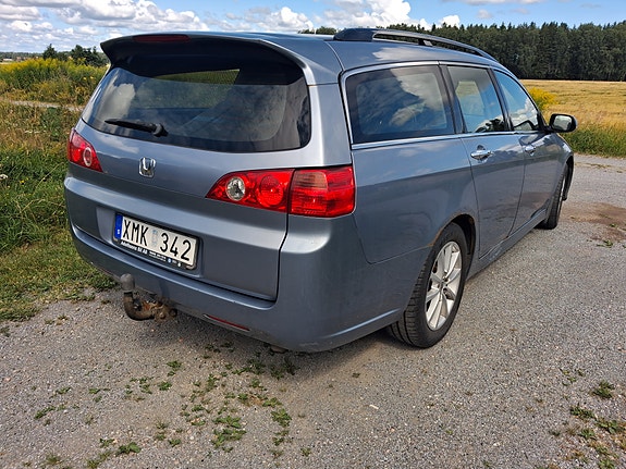 Honda Accord 3 of 5
