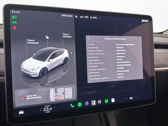 Tesla Model Y 27 of 30